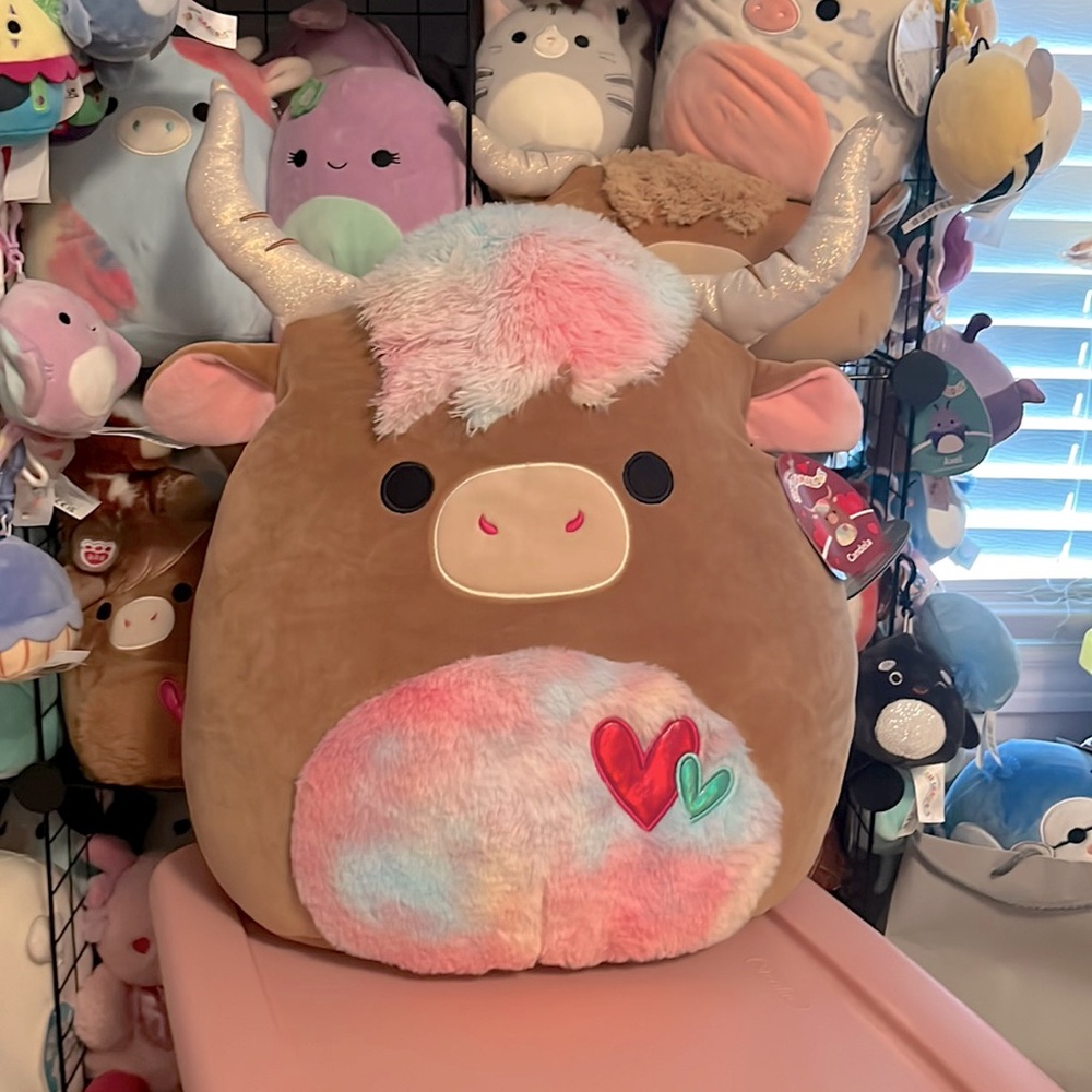 Candela longhorn cow squishmallows